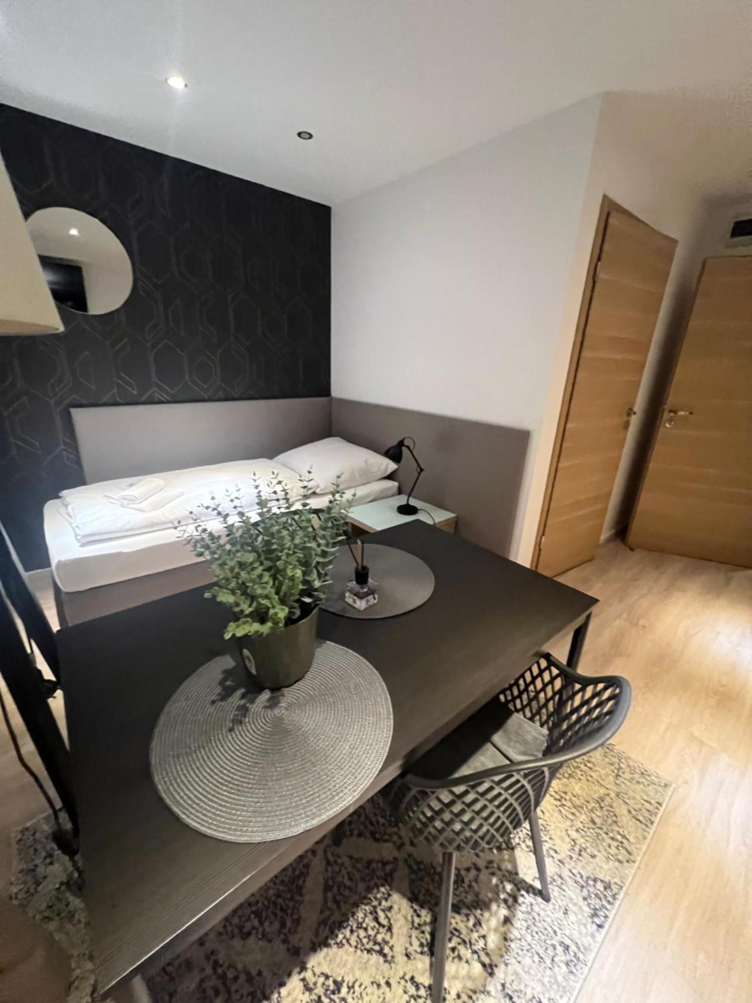 Alpha Rooms Бакнанґ Екстер'єр фото